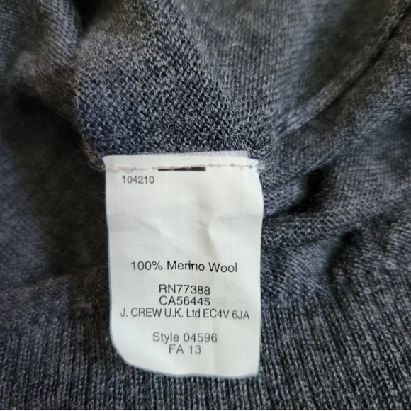 Madewell First Draft Varsity Stripe Merino Wool V-Neck Sweater Gray Size M - Picture 11 of 13